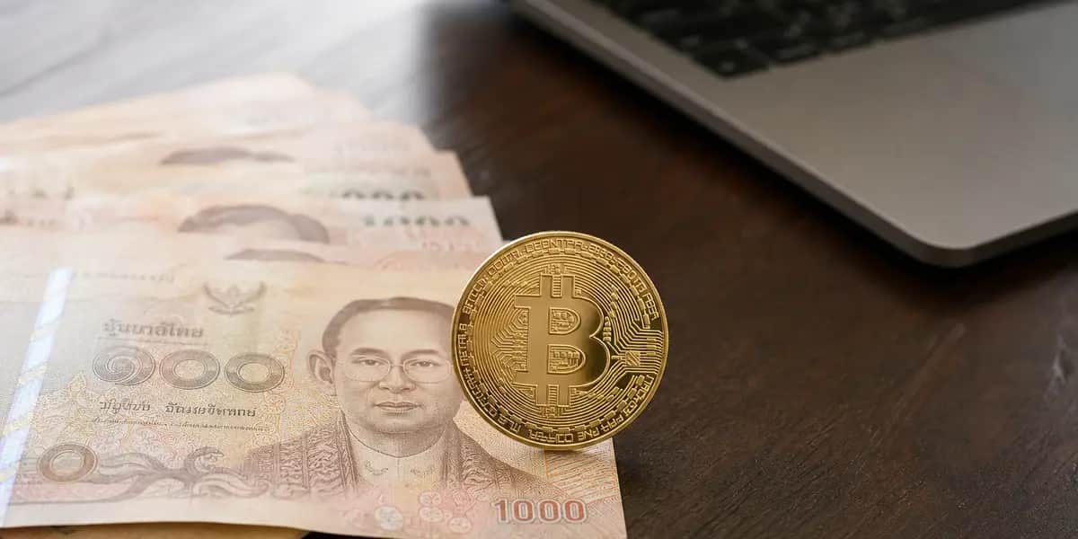10월 19일 BTC 82,144달러·김치프리미엄 +1.07%... 태국 BTC·ETH ETF 개시 [암호화폐 시황]