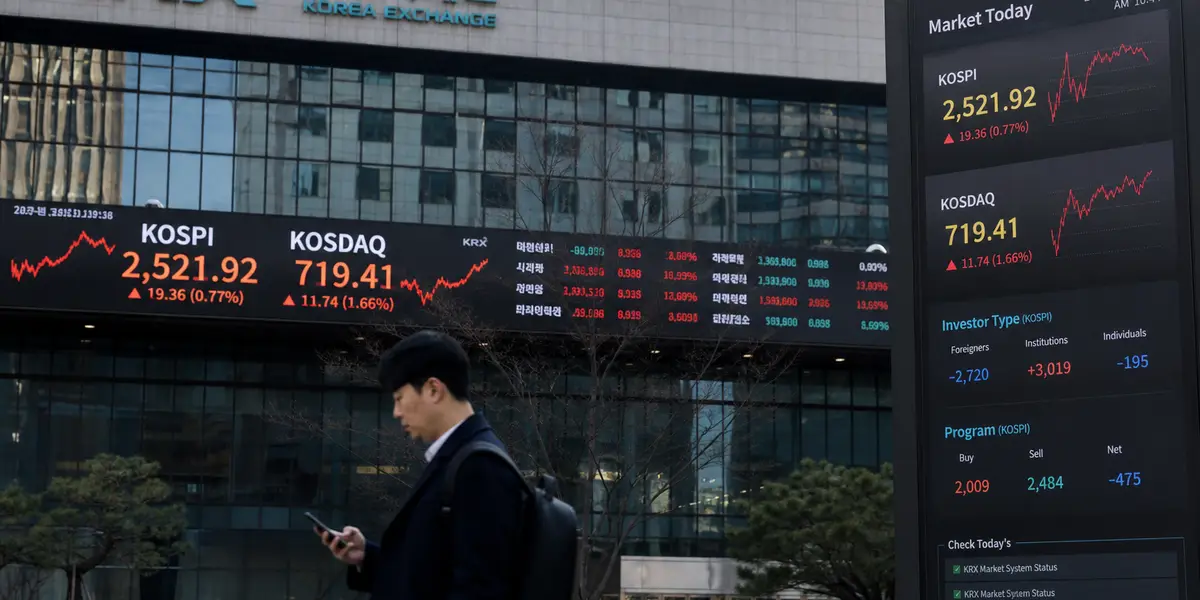 불장 끌어올린 낙관론, 실물과 16년 만 최대 괴리…착시 위기?