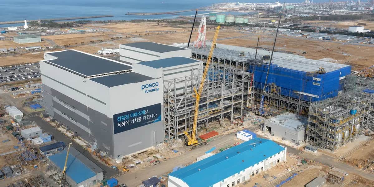 포스코퓨처엠이 포항에 건설 중인 LFP 양극재 공장 조감도, 대규모 산업 단지 전경